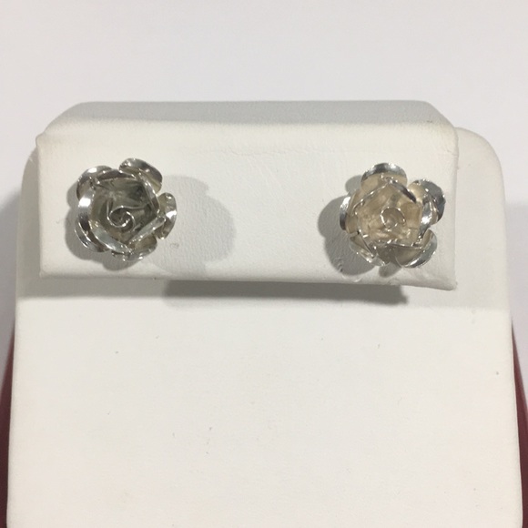 Sterling Silver Women's Rose 🌹 Shape Earrings - Picture 1 of 7